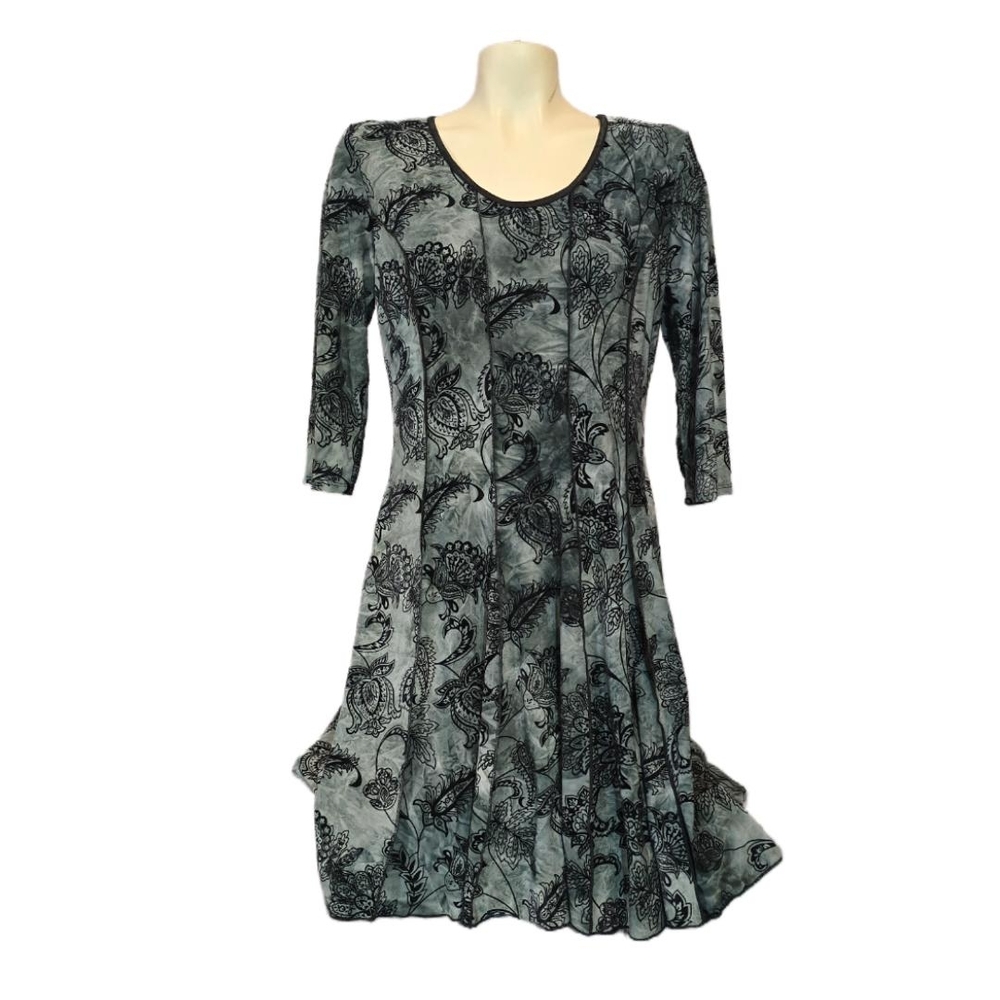 Cato‎ Gray and Black Floral Long Sleeve Swing Dress